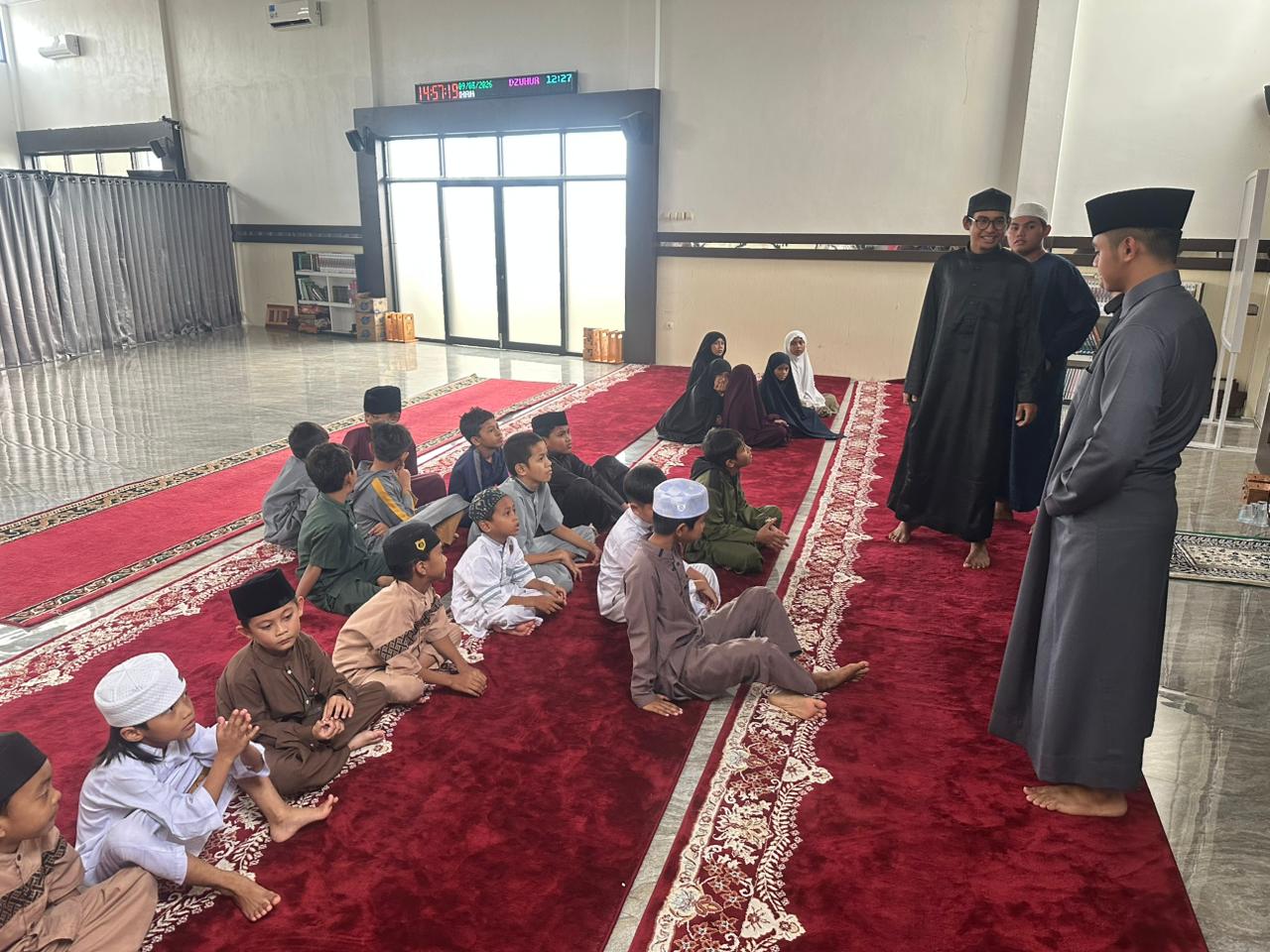 Belajar bersama Santri PKM Bakkah